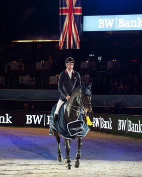 William Whitaker and Fandango win Stuttgart World Cup Qualifier